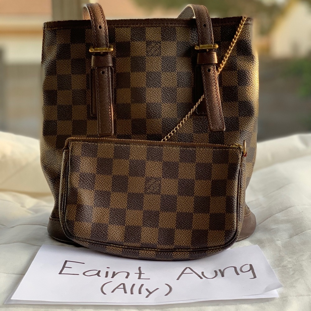 “SOLD” Louis Vuitton Marais Bucket